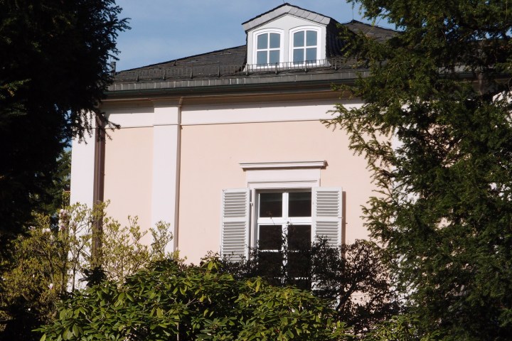 Eine romantische Wanderung voller Musikkultur. Auf den Spuren eines Musikgenies und Naturfreundes. Wald- und Wiesenidylle als Geburtsort der weltberühmten ,,Wiesbadener Sinfonie”.