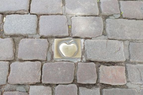 Frankfurts Süden – Uferradeln mit Ebbelwoi, Stadtwaldbiotop und einer Düne am Stadtrand