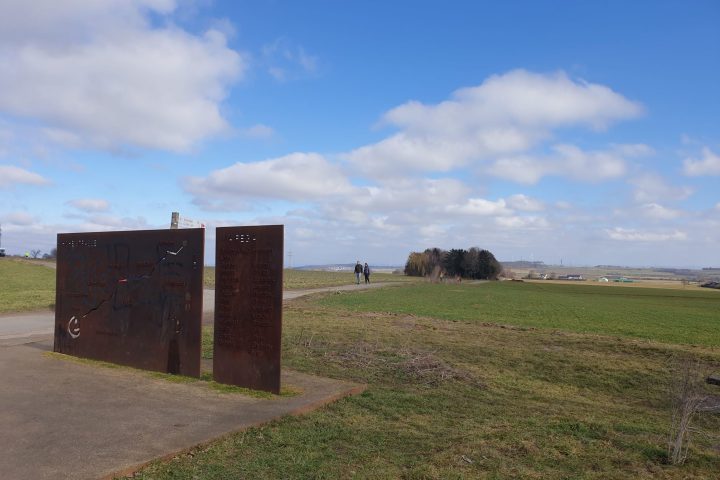 Alte Handelsrouten, Wasserstraßen, neue touristische Pfade. Über die Entwicklung Frankfurts zur Handels- und Bankenstadt.